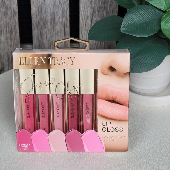 NEW Ellen Tracy Show Off Lip Gloss Shades of PINK - Picture 1 of 8